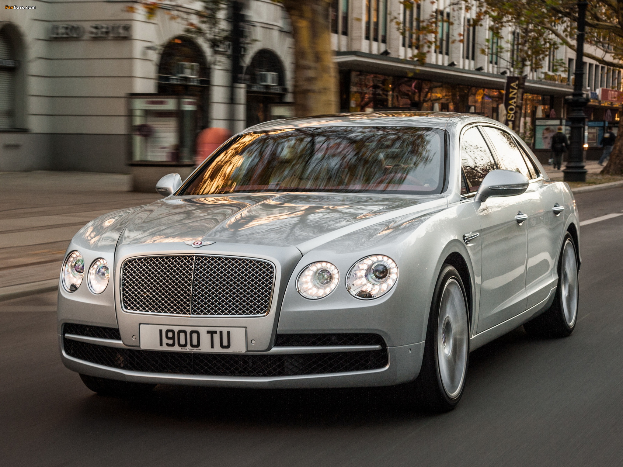 Bentley Flying Spur V8 2014 wallpapers (2048 x 1536)