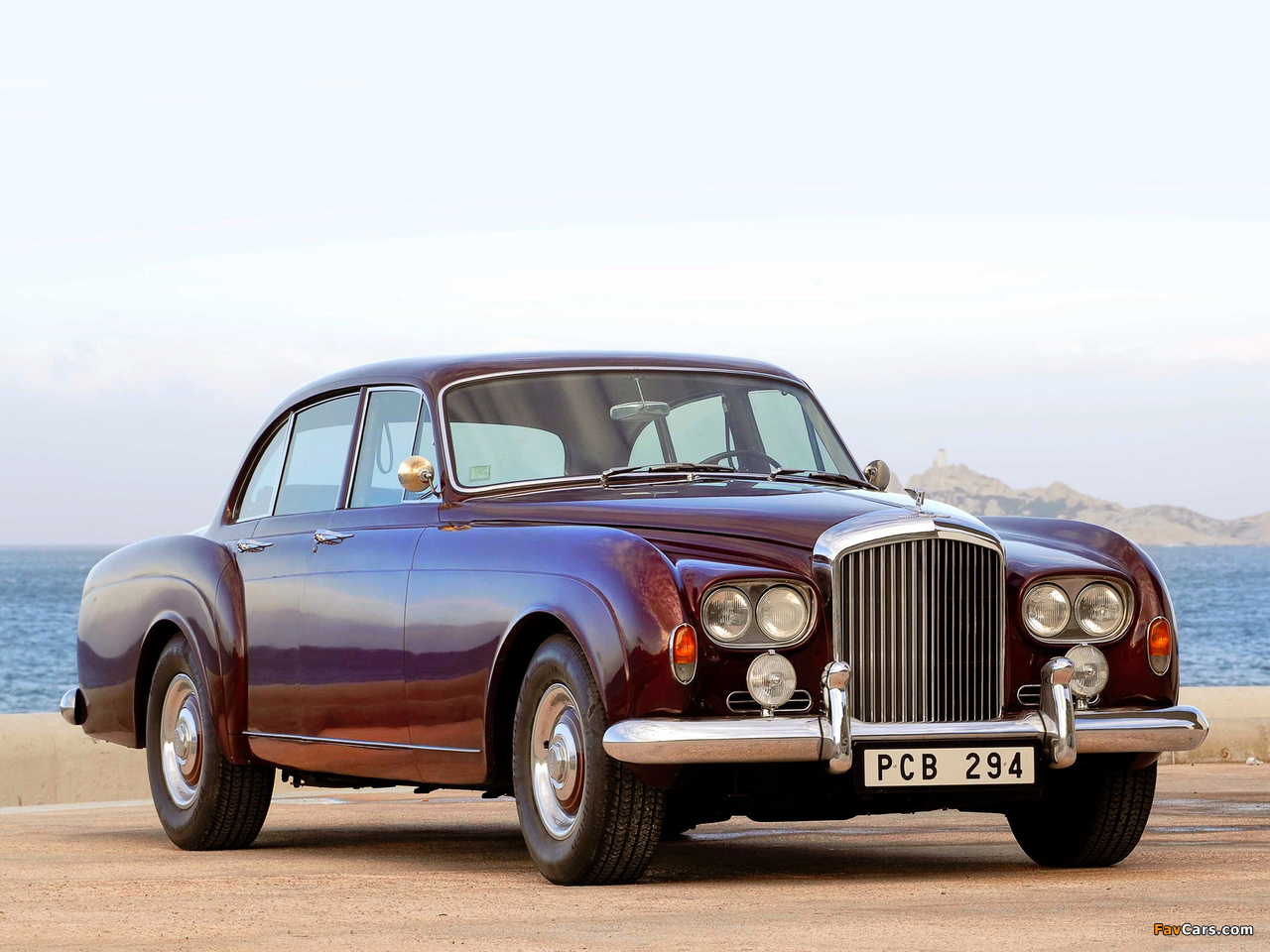 Bentley S3 Continental Flying Spur Saloon by Mulliner 1963–65 wallpapers (1280 x 960)