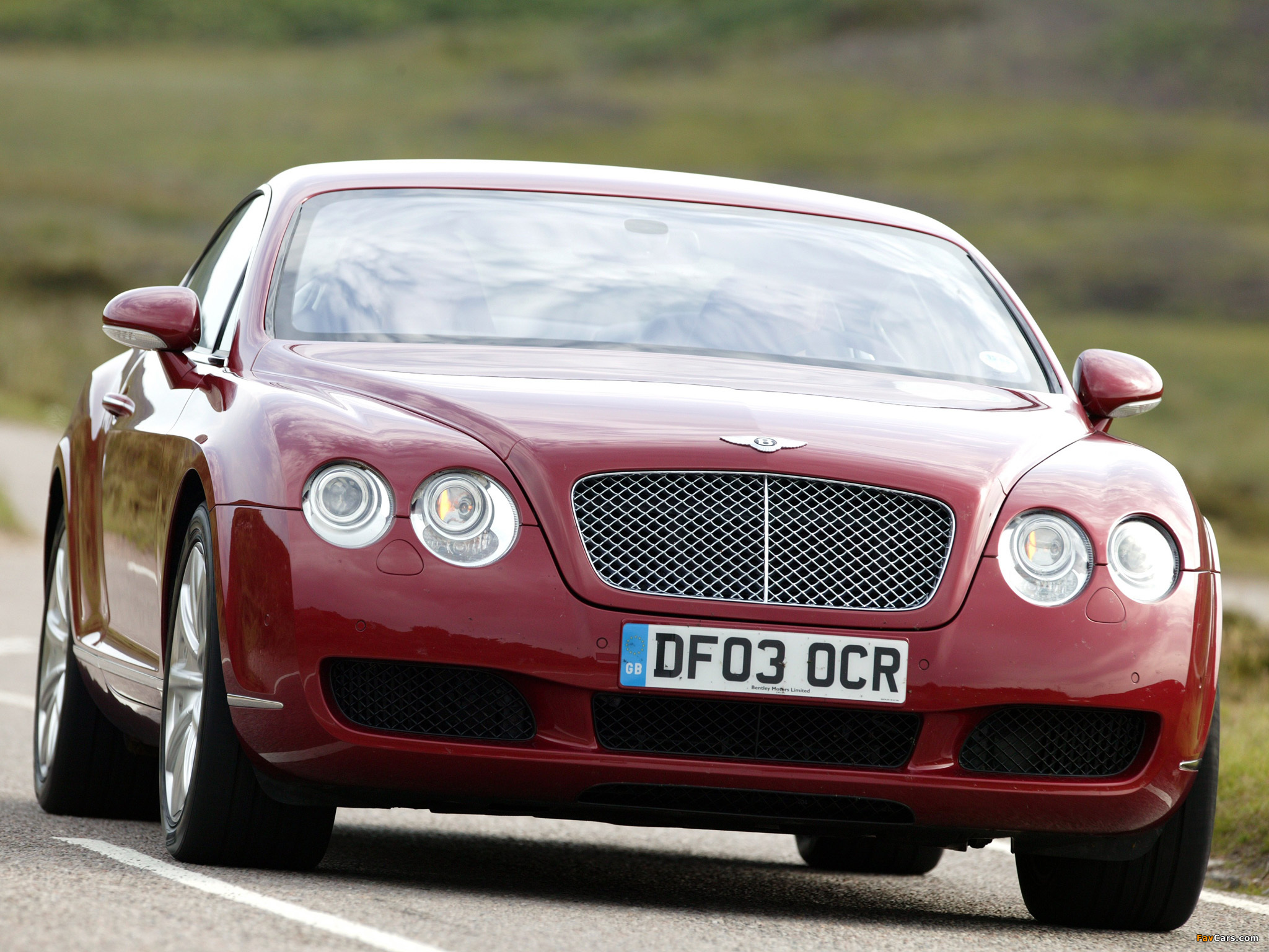 Bentley Continental GT 2003–07 wallpapers (2048 x 1536)