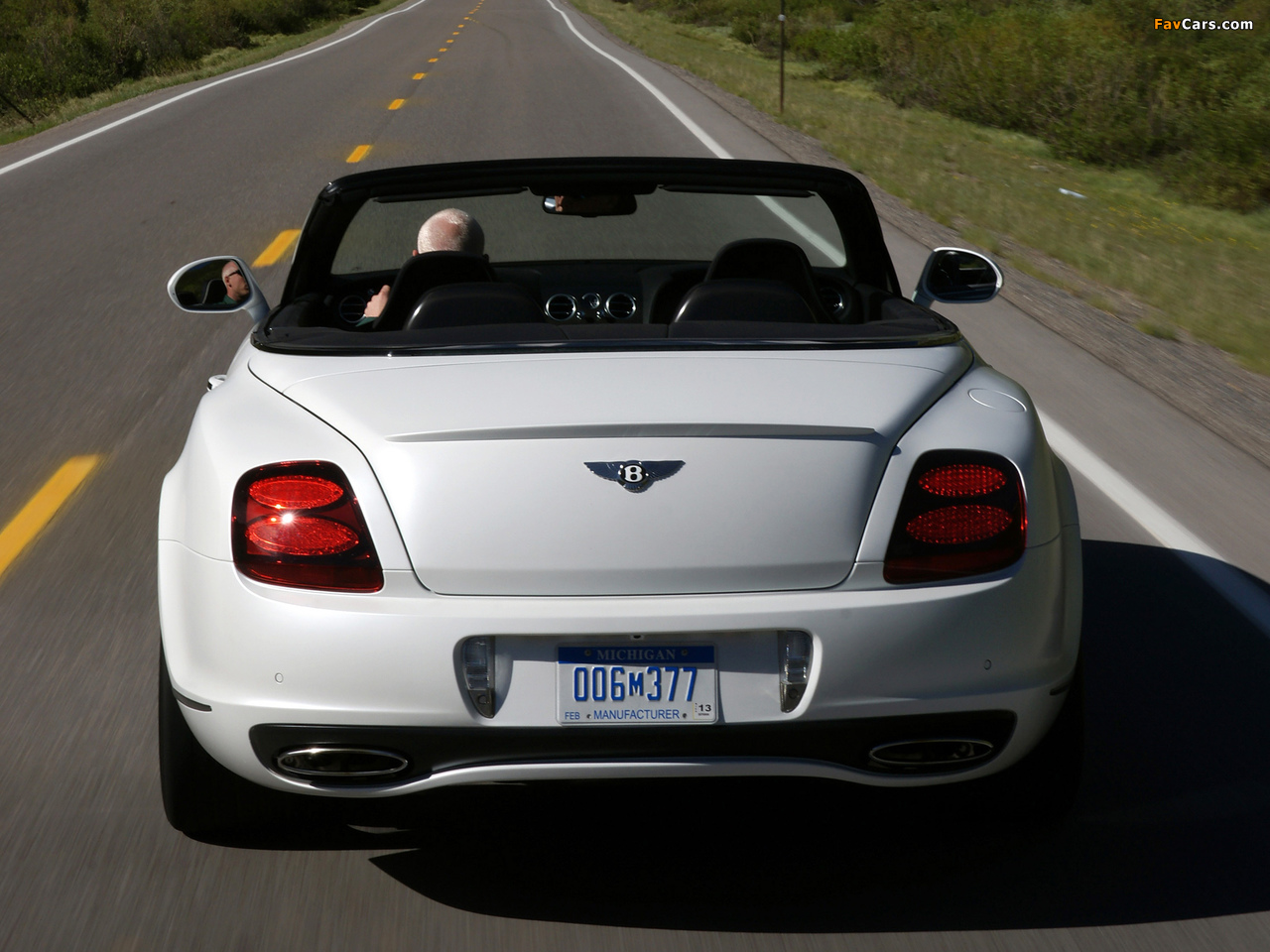 Bentley Continental Supersports Convertible 2010–11 wallpapers (1280 x 960)