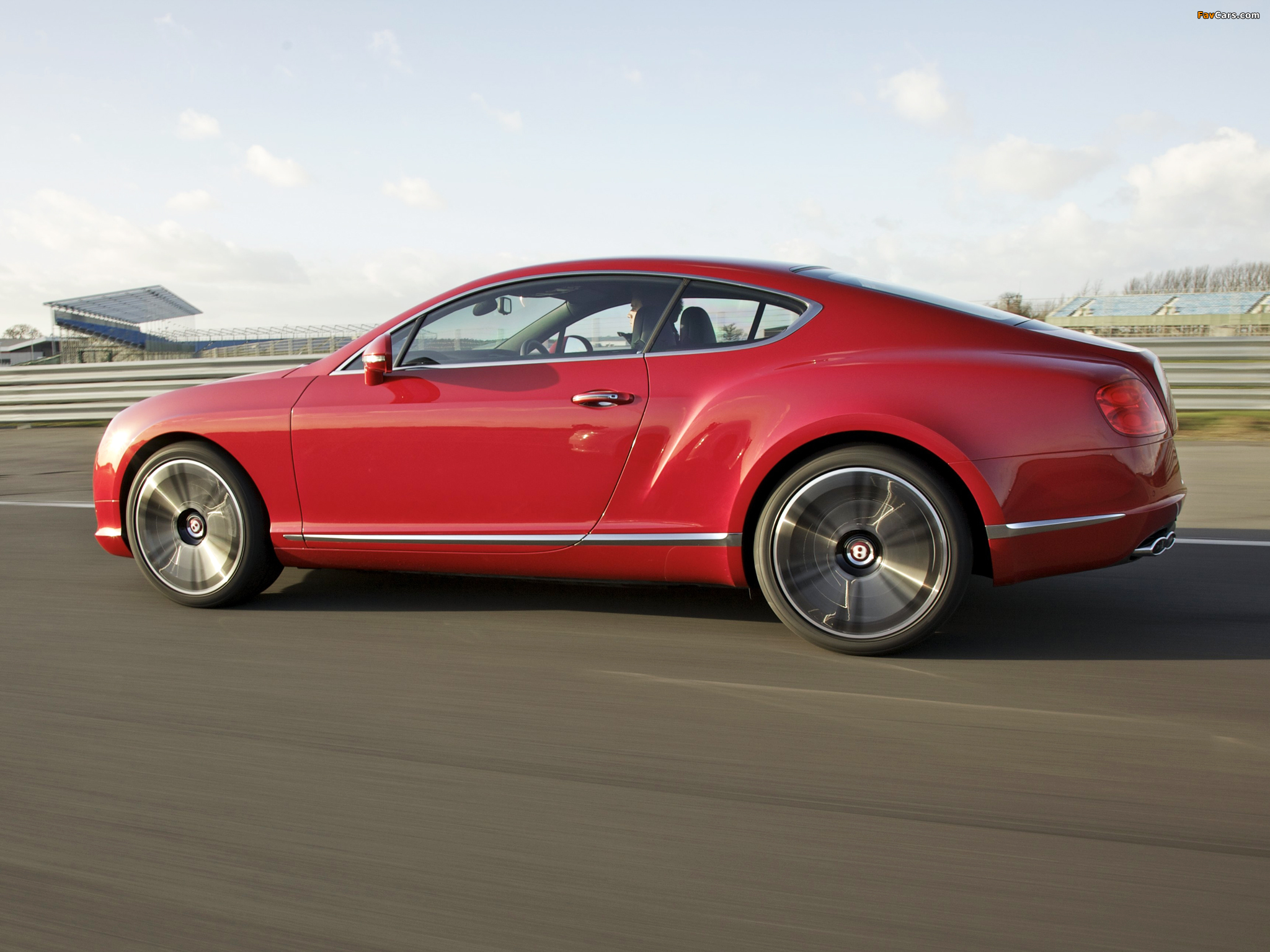 Bentley Continental GT V8 UK-spec 2012 photos (2048 x 1536)