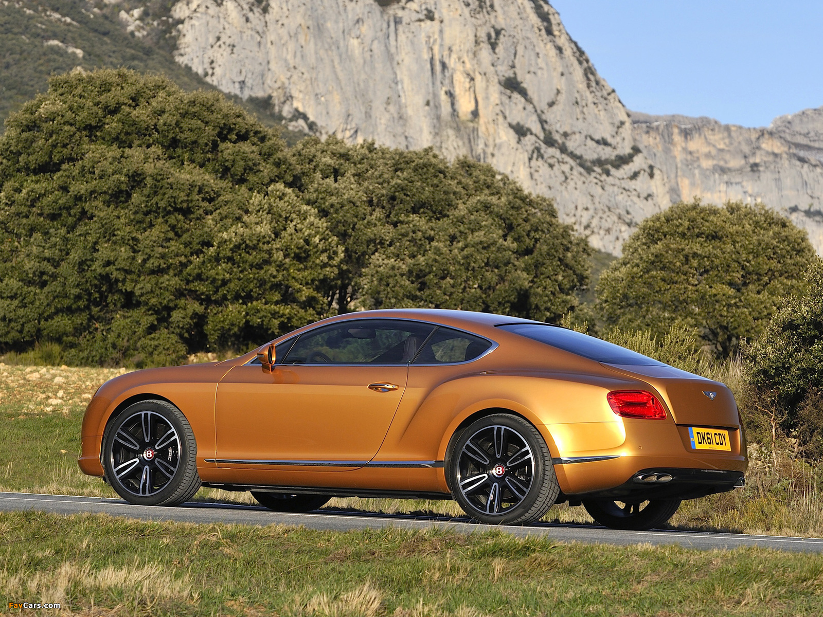 Bentley Continental GT V8 2012 pictures (1600 x 1200)