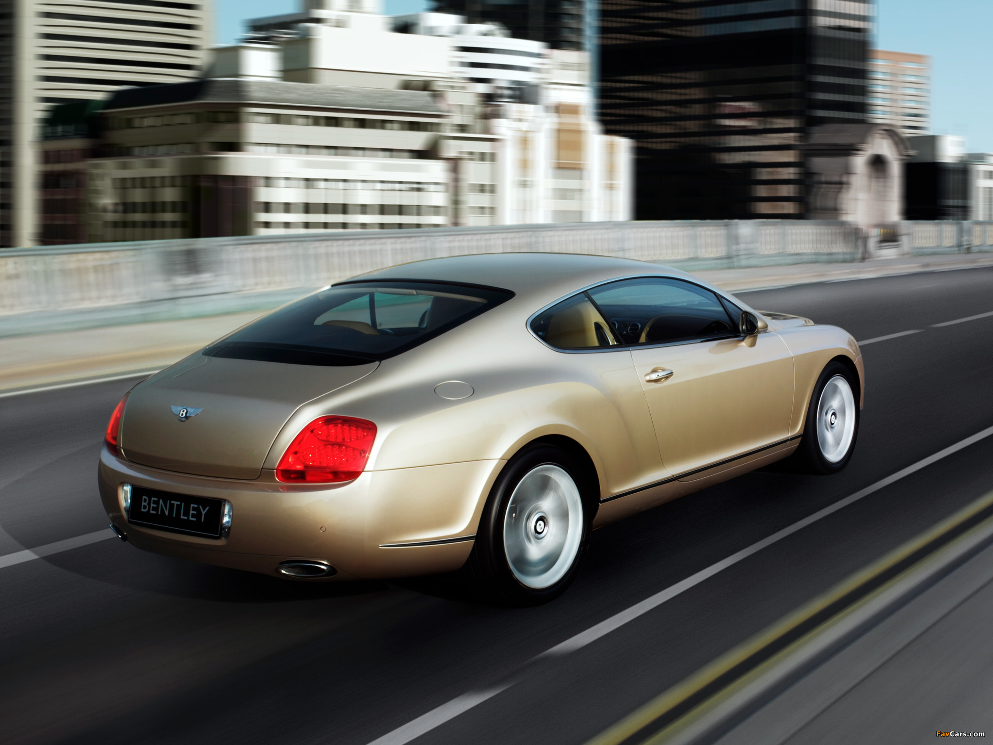 Images of Bentley Continental GT 2007–11 (2048 x 1536)