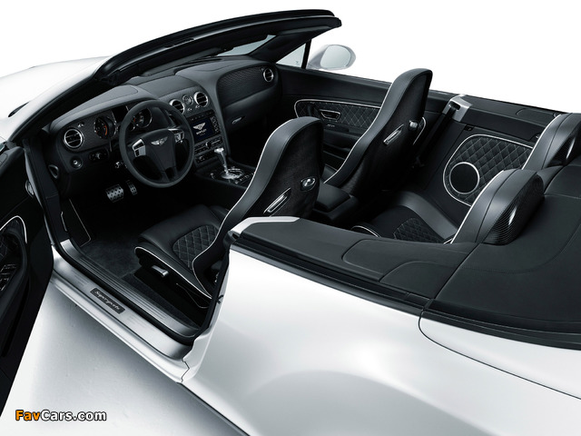 Images of Bentley Continental Supersports Convertible 2010–11 (640 x 480)