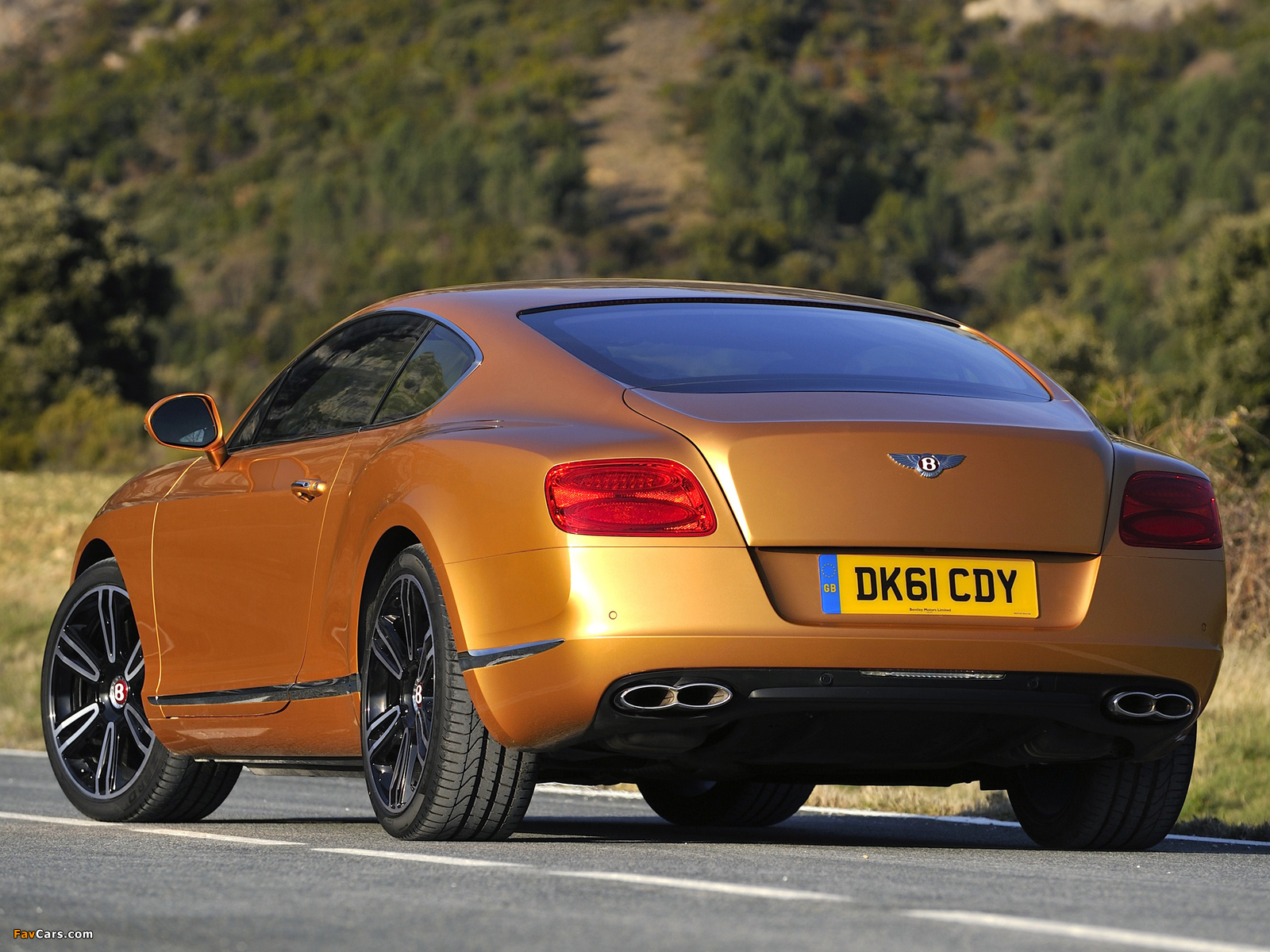 Images of Bentley Continental GT V8 2012 (1600 x 1200)