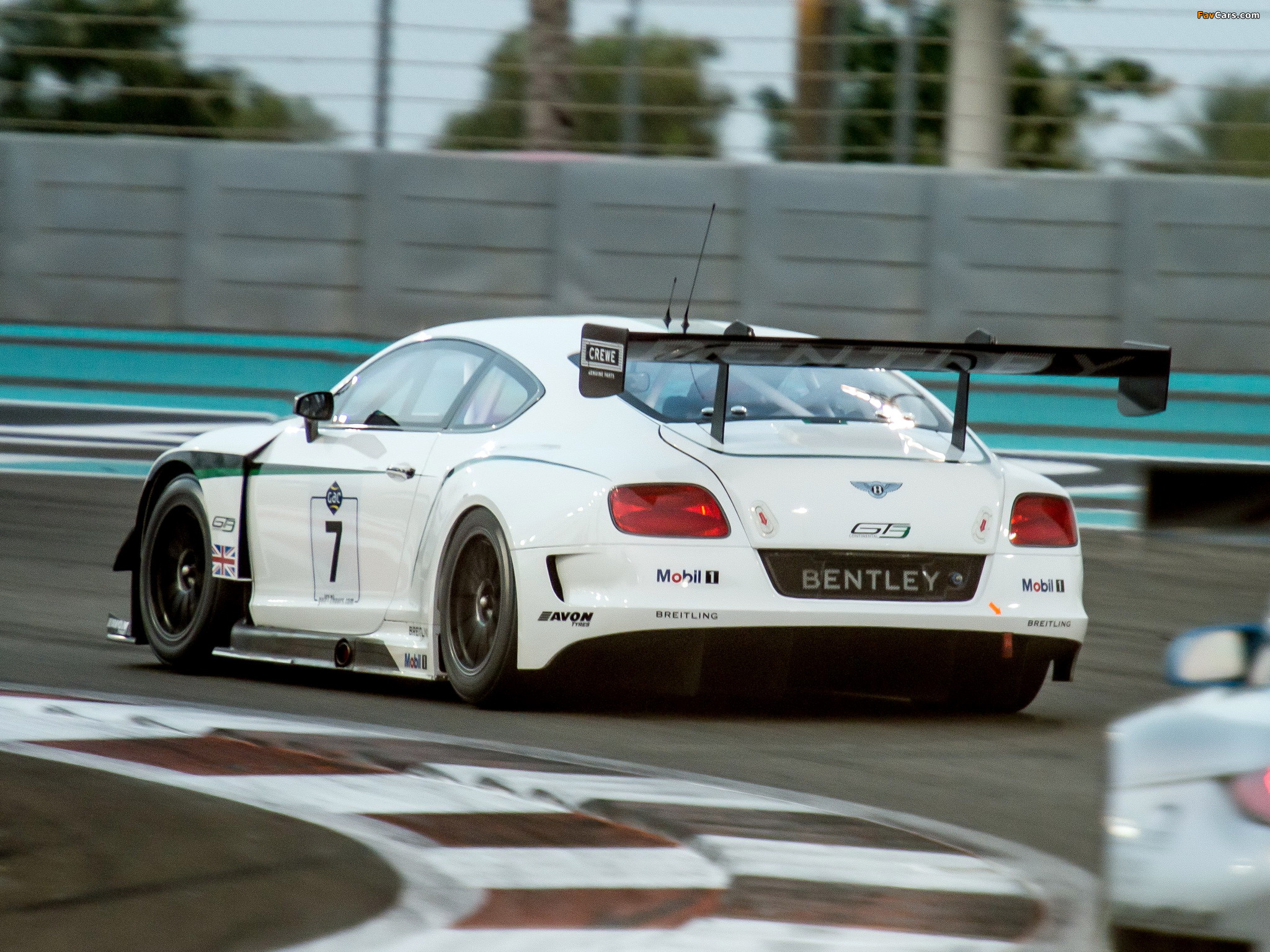 Images of Bentley Continental GT3 2013 (2048 x 1536)