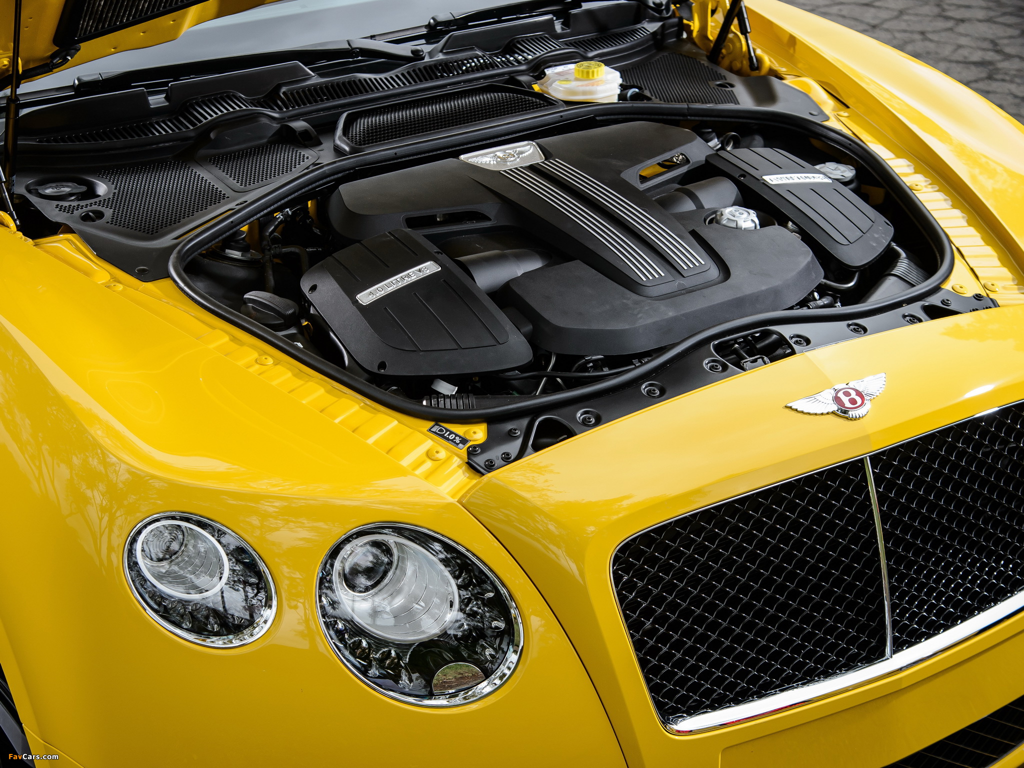 Images of Bentley Continental GT V8 S Convertible 2013 (2048 x 1536)