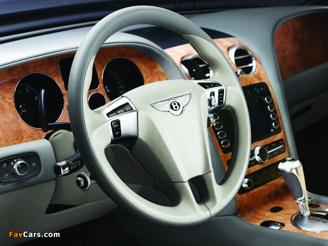 Photos of Bentley Continental GTC Speed 2009–11 (640 x 480)