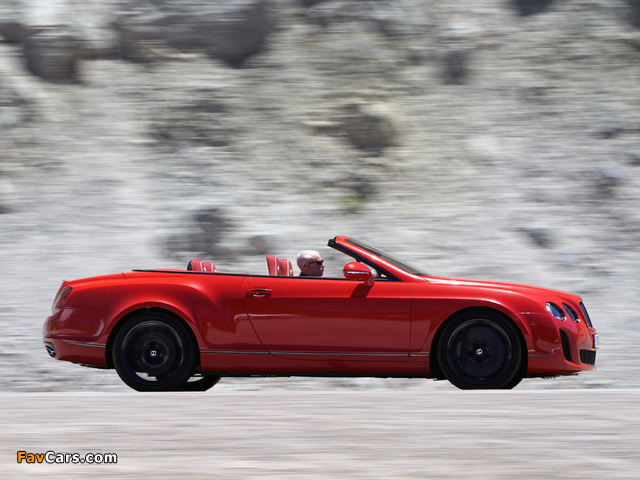 Photos of Bentley Continental Supersports Convertible 2010–11 (640 x 480)
