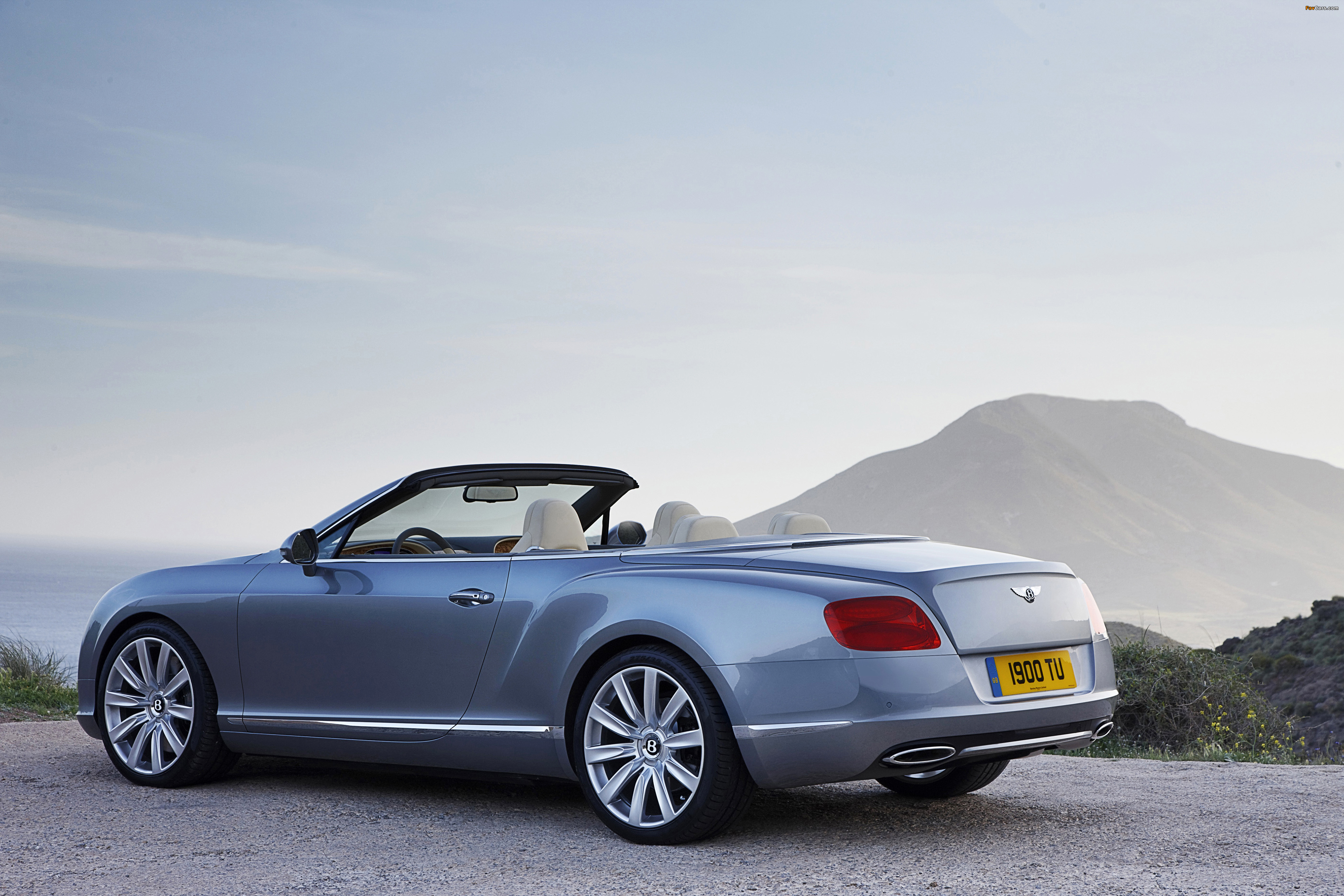 Photos of Bentley Continental GT Convertible 2011–15 (4096 x 2731)