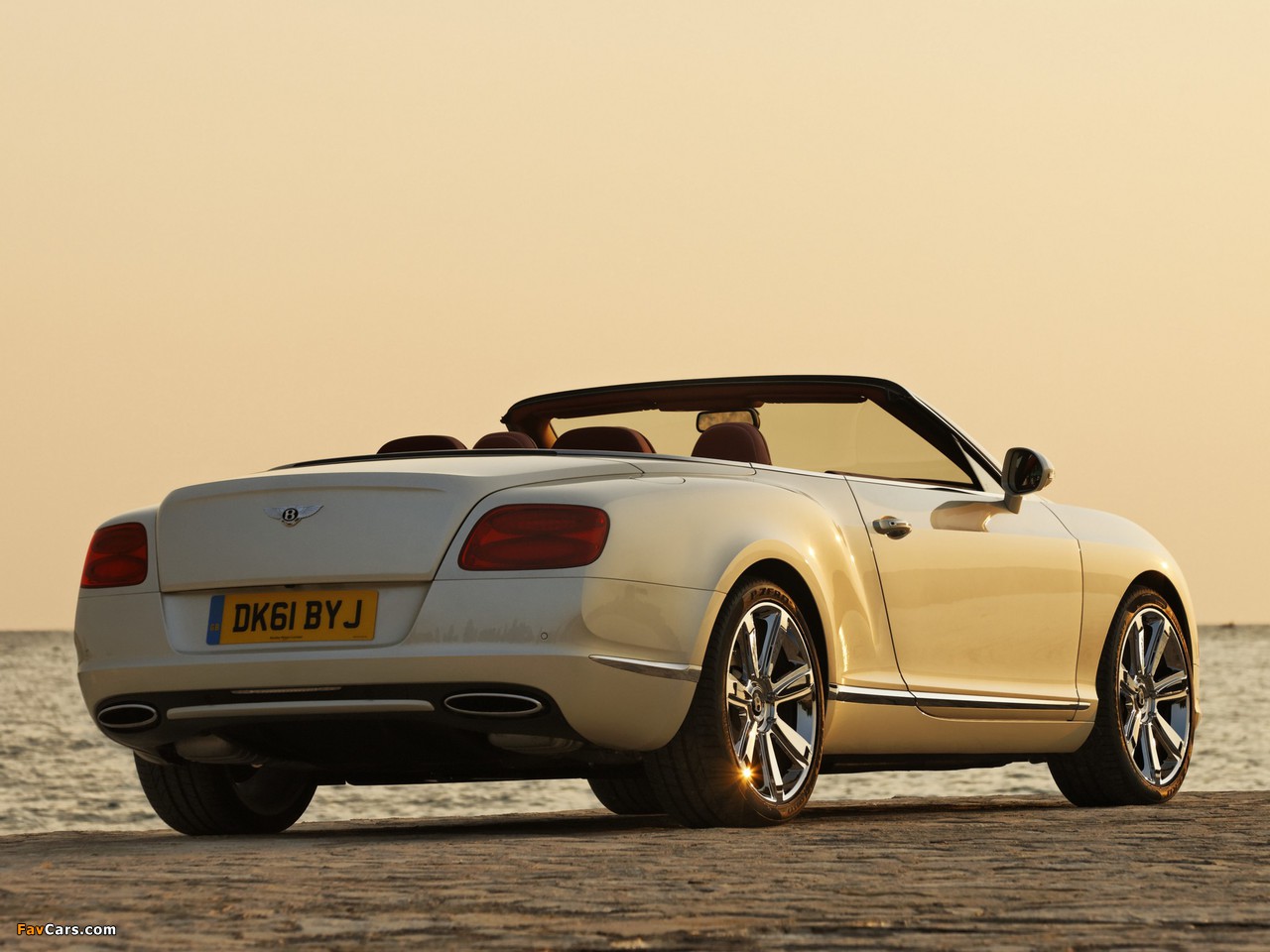 Photos of Bentley Continental GTC 2011 (1280 x 960)