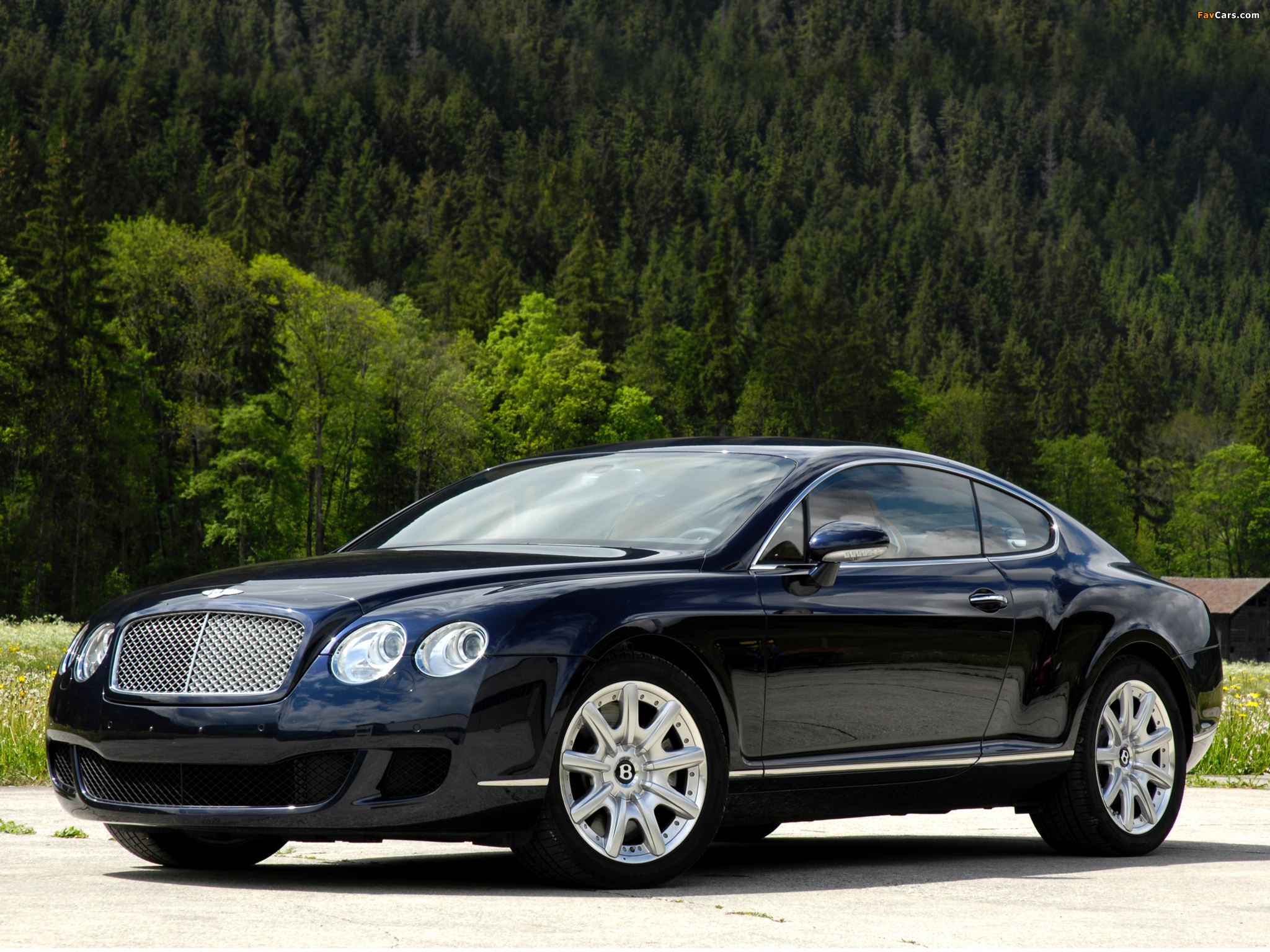 Pictures of Bentley Continental GT 2007–11 (2048 x 1536)