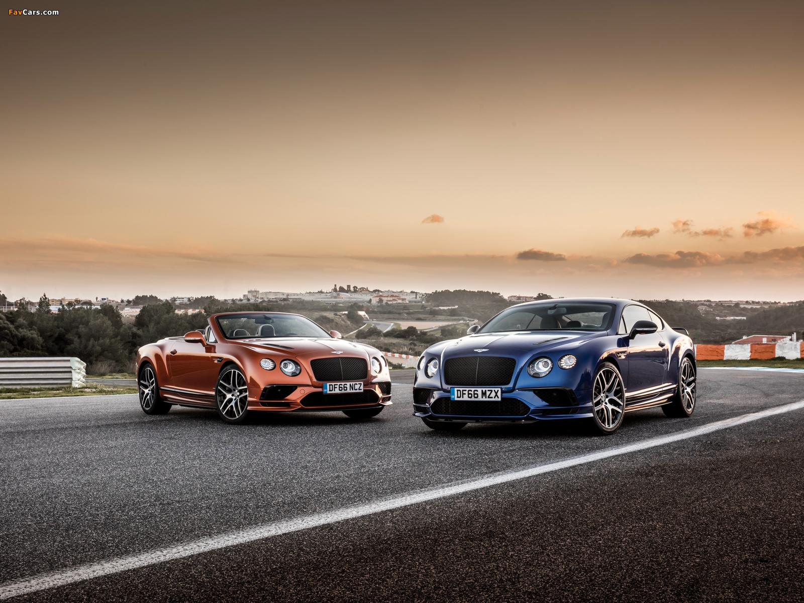 Pictures of Bentley Continental GT 2011 (1600 x 1200)