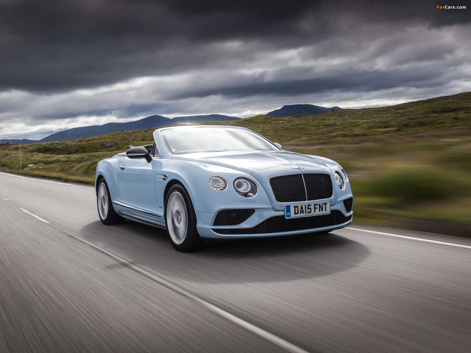 Pictures of Bentley Continental GT V8 S Convertible UK-spec 2015 (1600 x 1200)