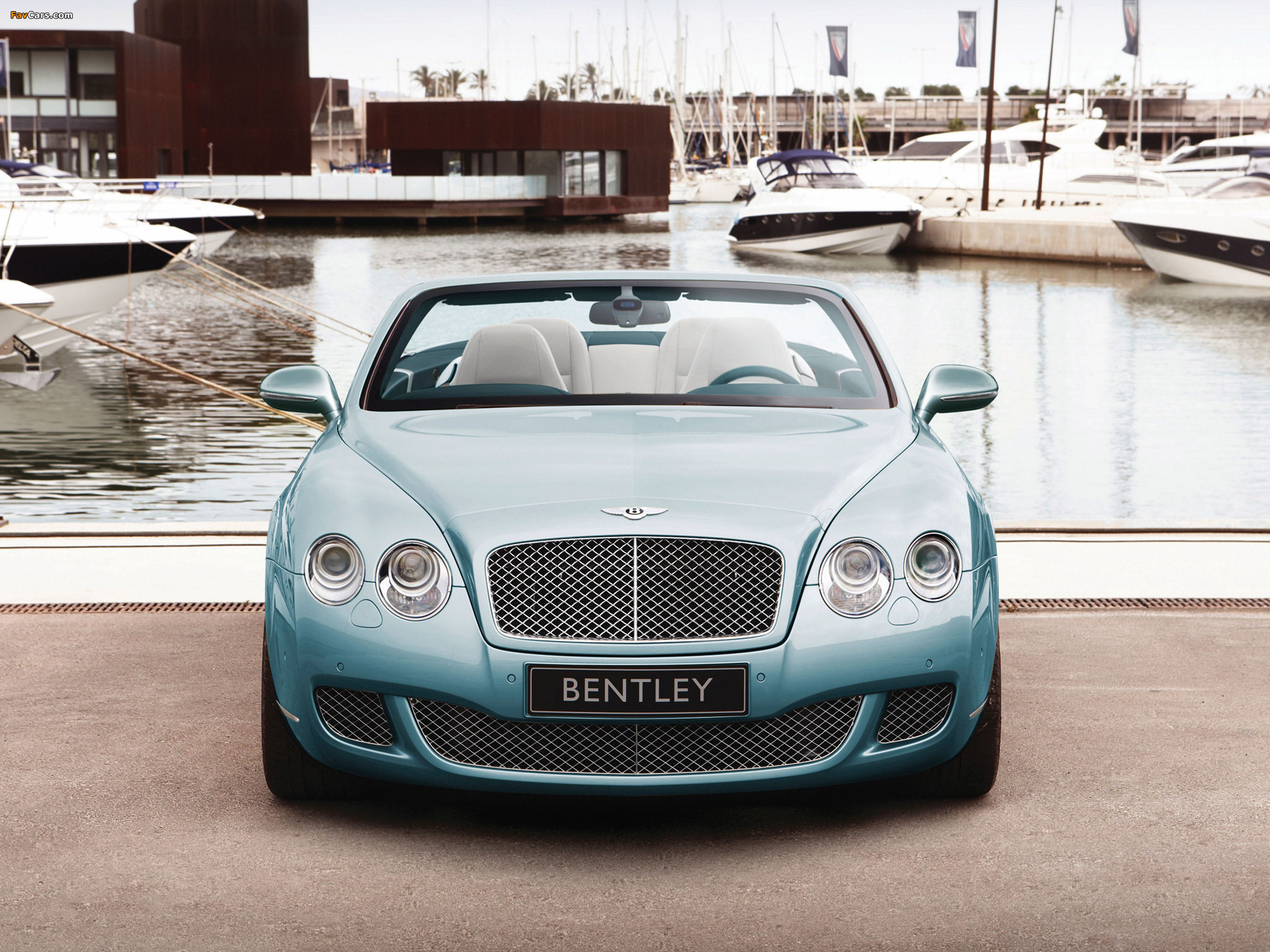 Bentley Continental GTC 2009–11 wallpapers (2048 x 1536)