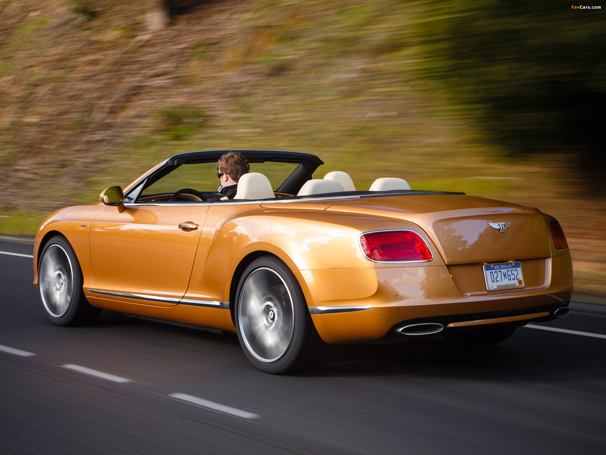 Bentley Continental GT Speed Convertible 2013–14 wallpapers (2048 x 1536)