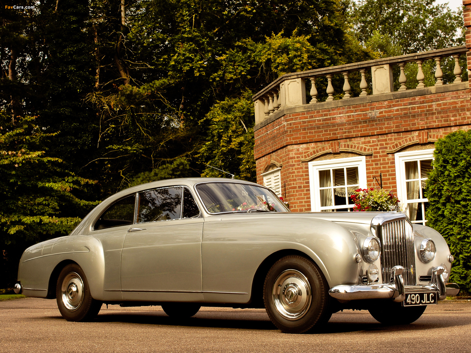 Bentley S1 Continental Sports Saloon by Mulliner 1955–59 pictures (1600 x 1200)