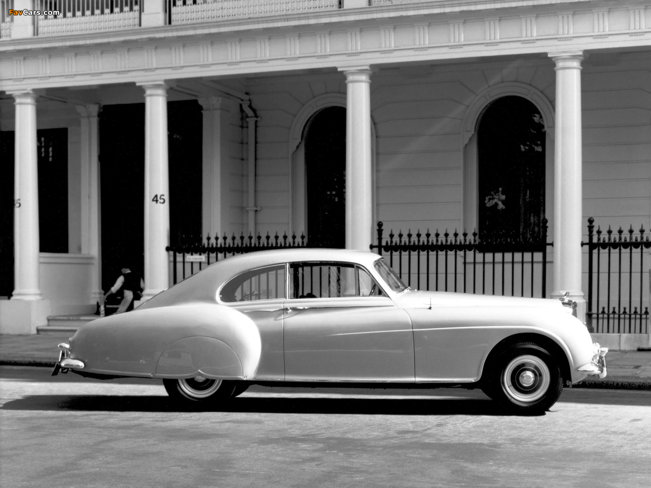 Images of Bentley R-Type Continental Fastback 1953–55 (1280 x 960)