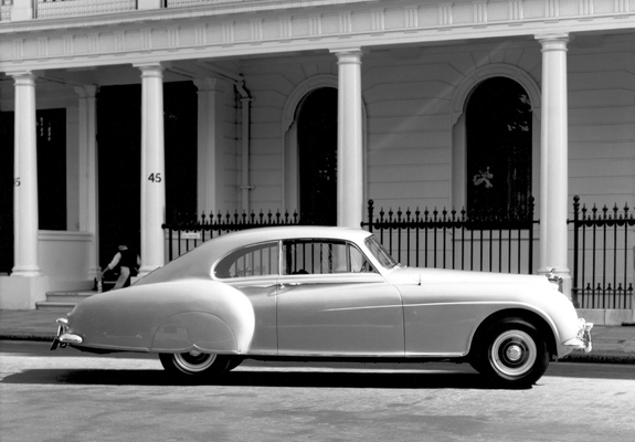 Images of Bentley R-Type Continental Fastback 1953–55