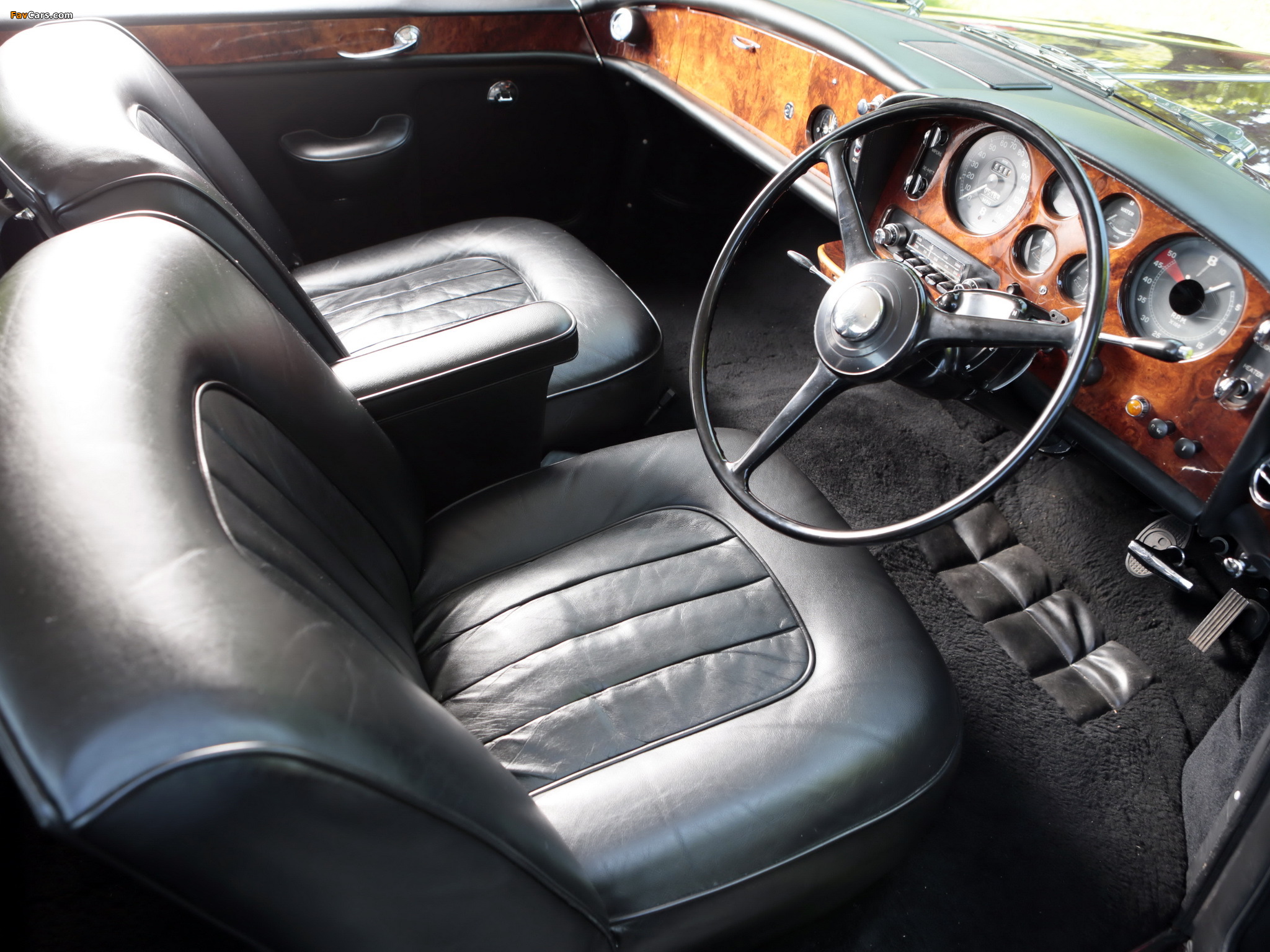 Photos of Bentley S3 Continental Coupe by Mulliner Park Ward UK-spec 1964–65 (2048 x 1536)