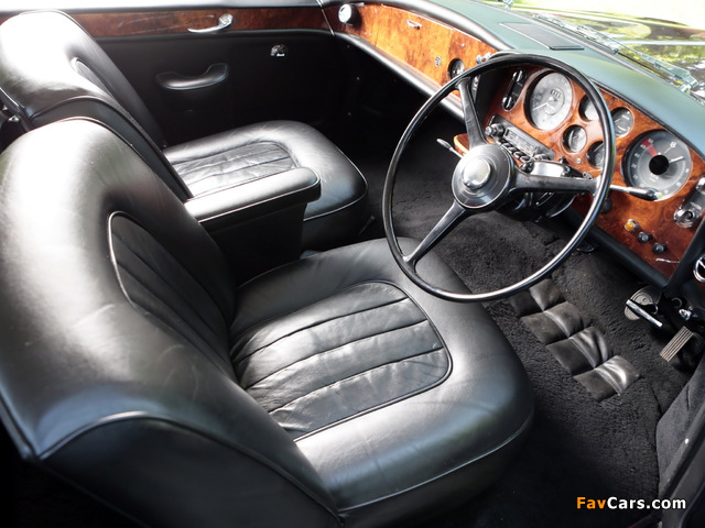Photos of Bentley S3 Continental Coupe by Mulliner Park Ward UK-spec 1964–65 (640 x 480)