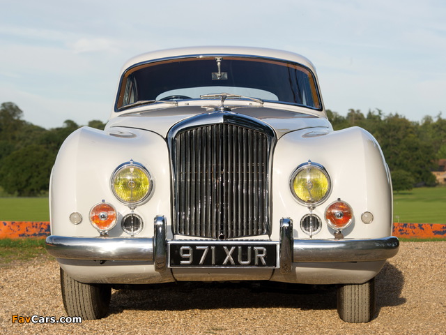 Pictures of Bentley R-Type Continental Sports Saloon by Mulliner 1952 (640 x 480)