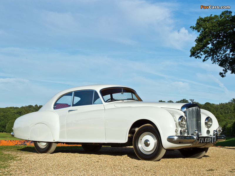 Bentley R-Type Continental Sports Saloon by Mulliner 1952 wallpapers (800 x 600)