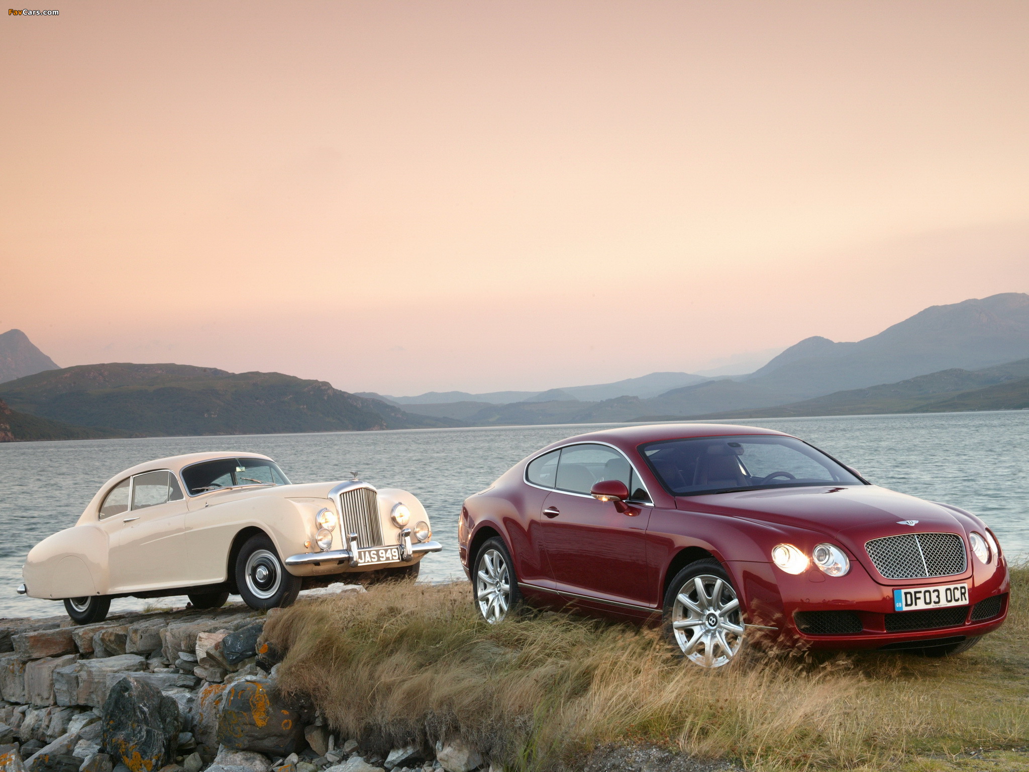 Bentley wallpapers (2048 x 1536)