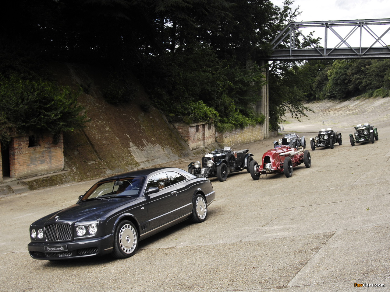 Photos of Bentley (1280 x 960)