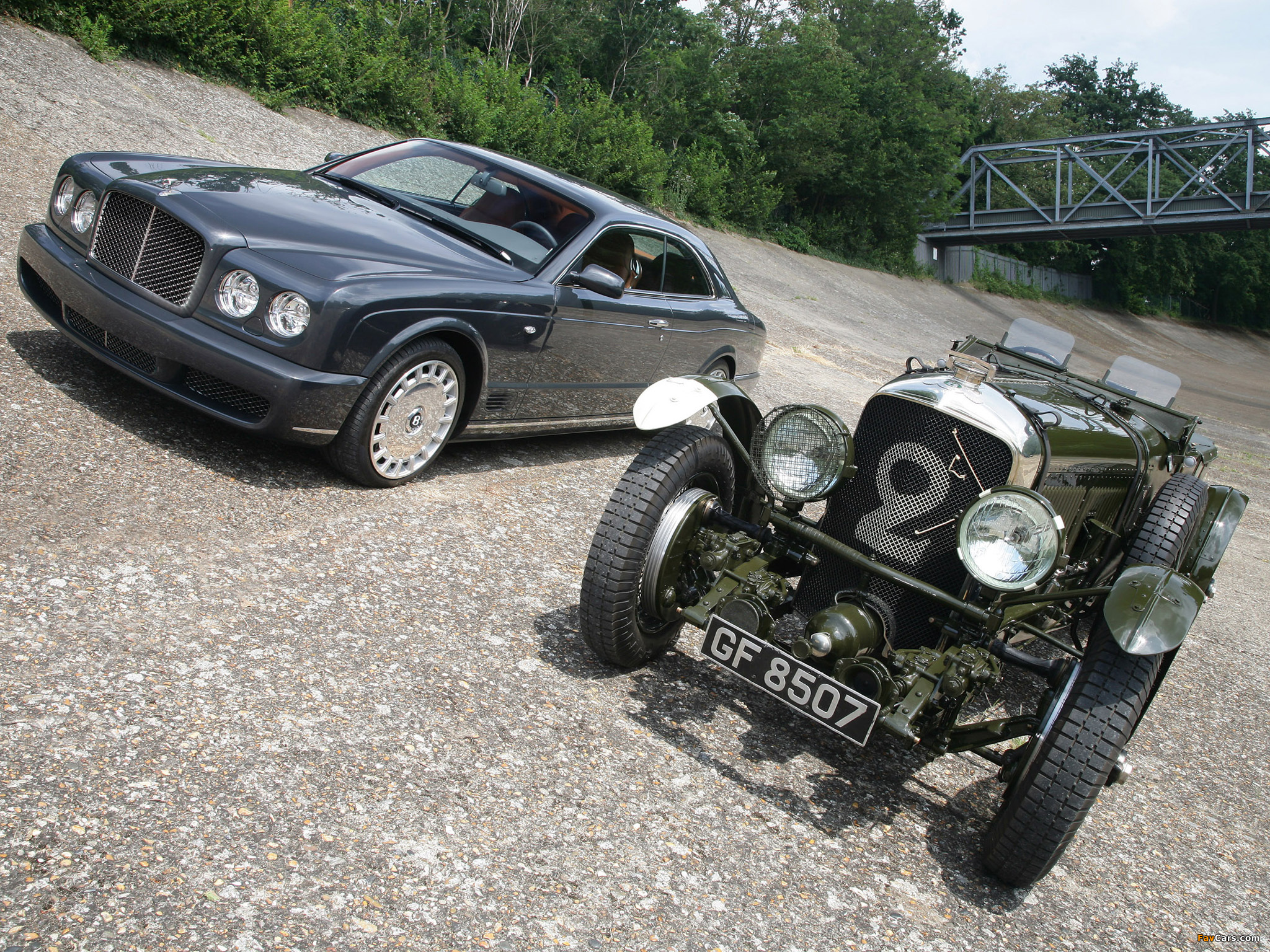Pictures of Bentley (2048 x 1536)
