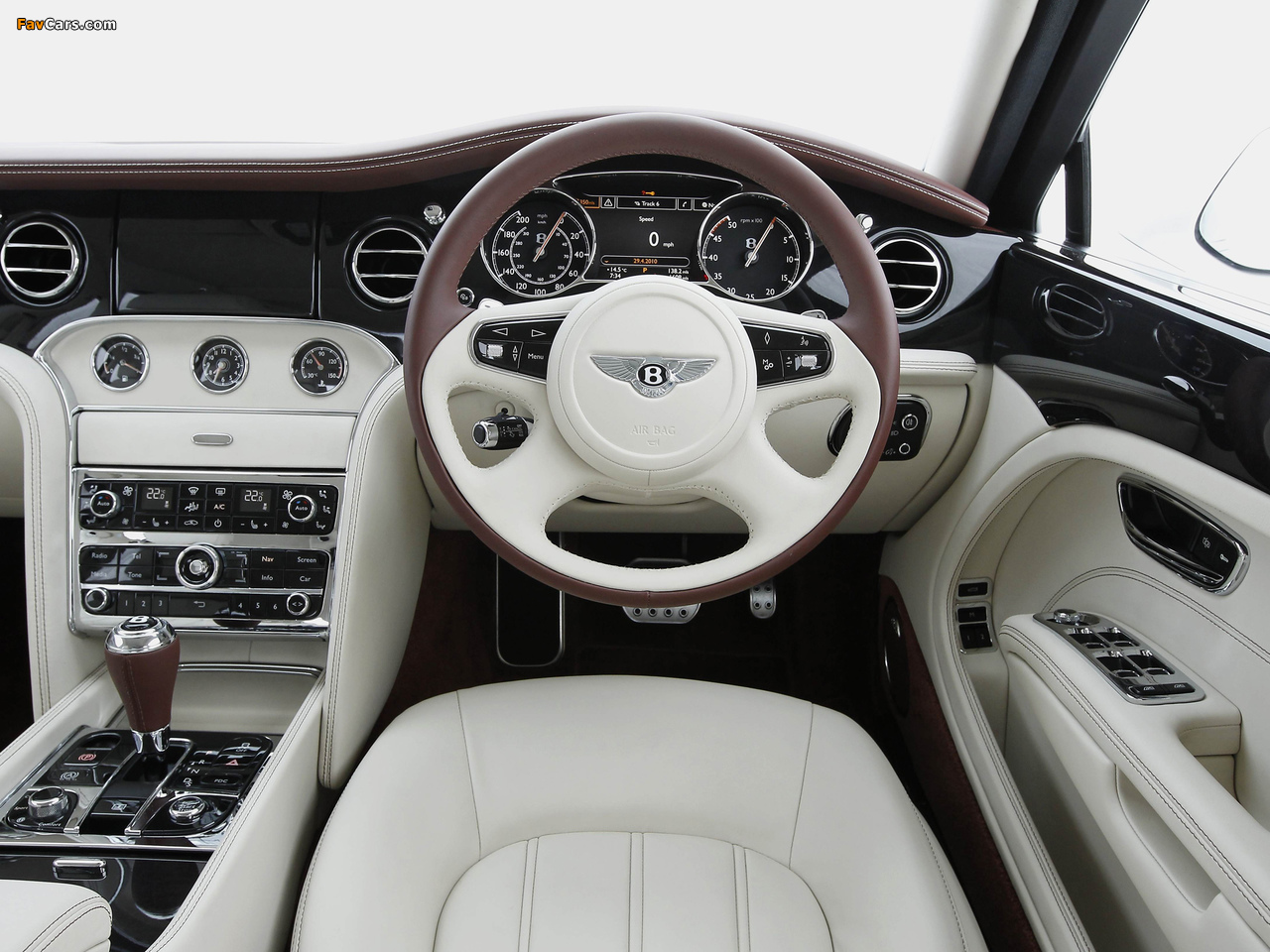 Bentley Mulsanne UK-spec 2010 pictures (1280 x 960)