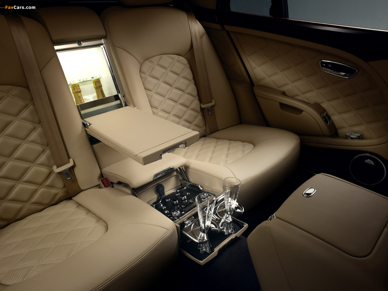 Bentley Mulsanne Mulliner Driving Spec 2012 photos (1280 x 960)