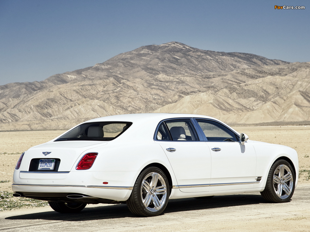 Images of Bentley Mulsanne US-spec 2010 (1024 x 768)