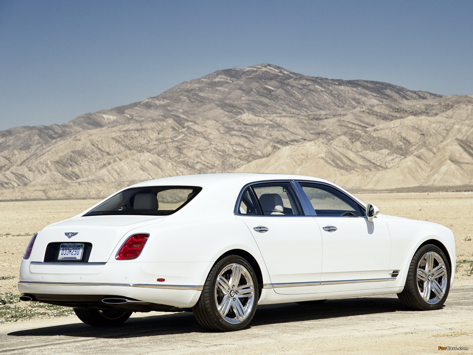 Images of Bentley Mulsanne US-spec 2010 (1600 x 1200)