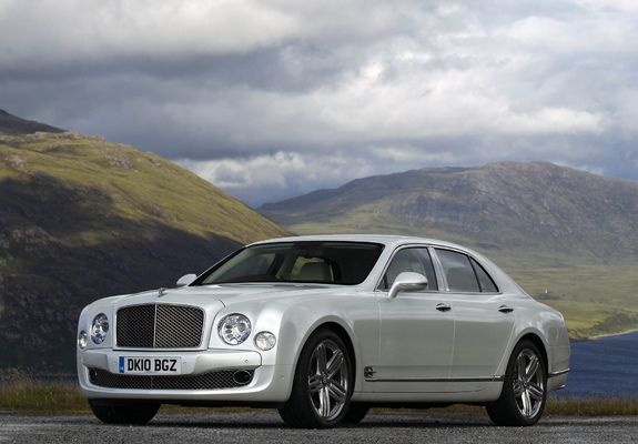 Images of Bentley Mulsanne UK-spec 2010