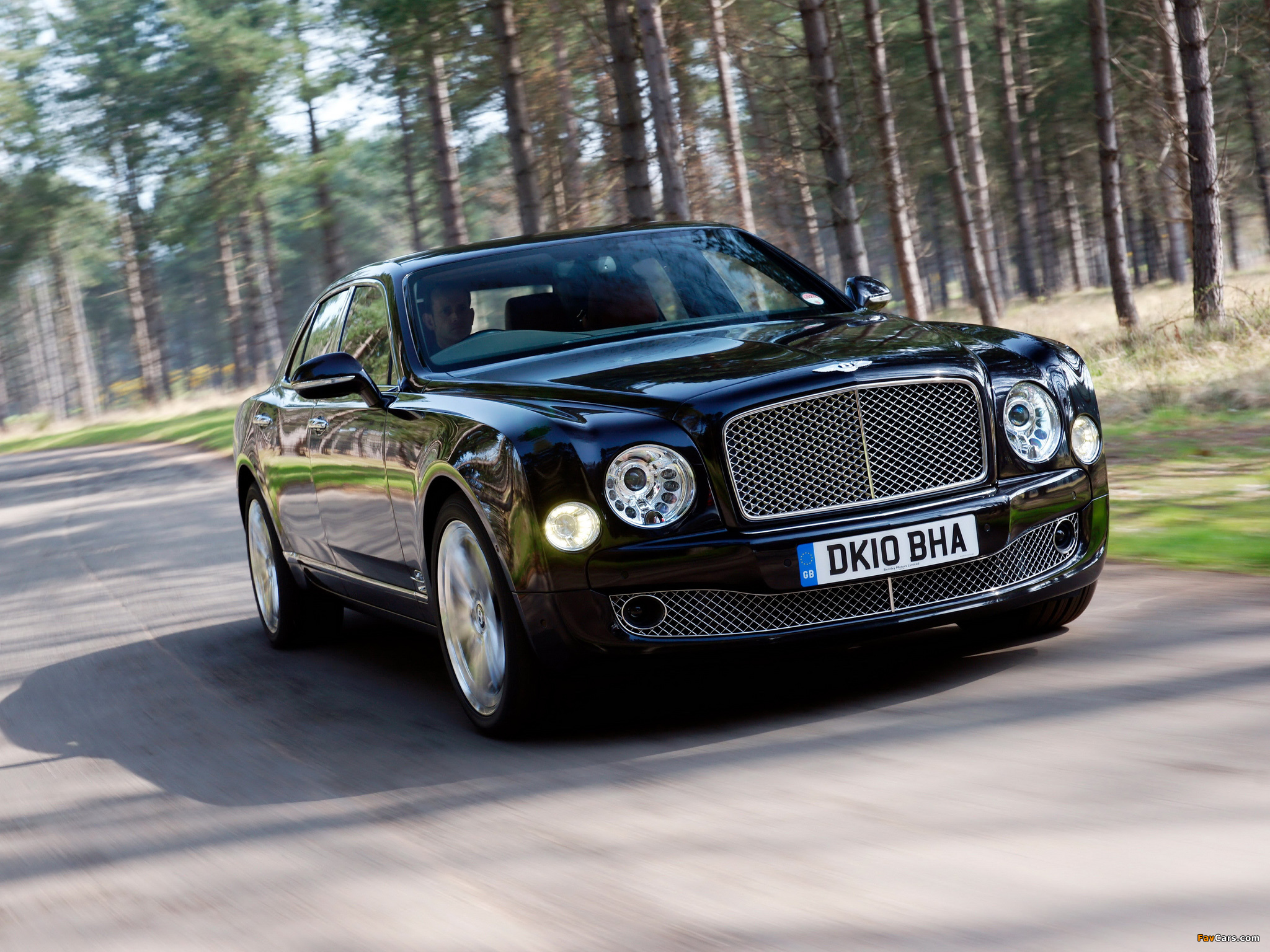 Pictures of Bentley Mulsanne UK-spec 2010 (2048 x 1536)