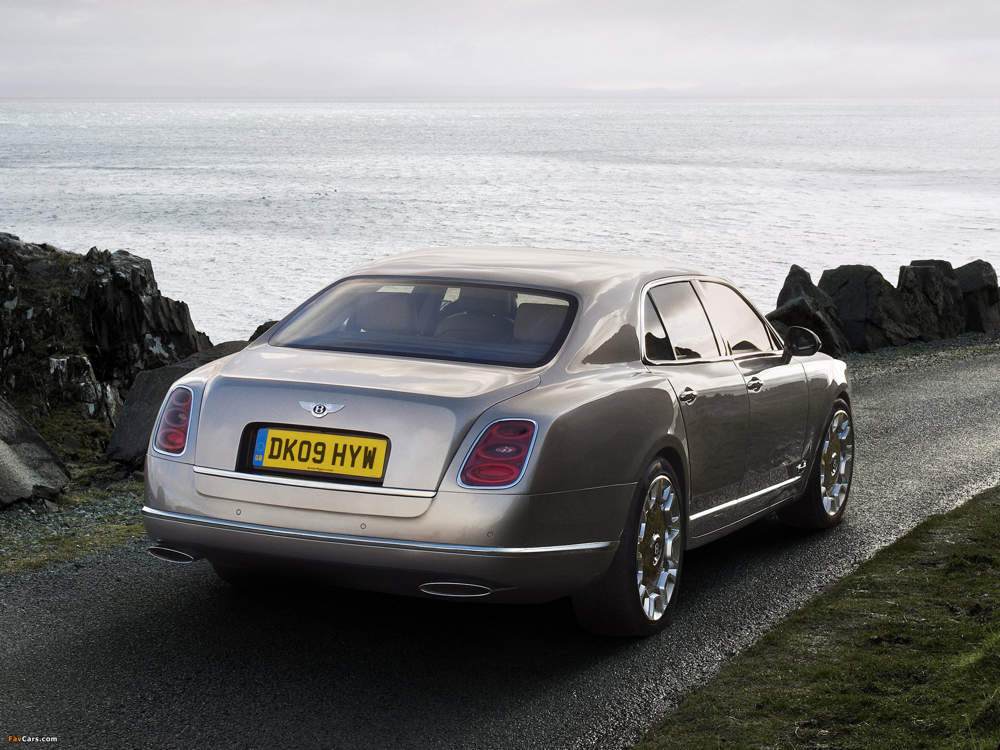 Pictures of Bentley Mulsanne 2010 (2048 x 1536)
