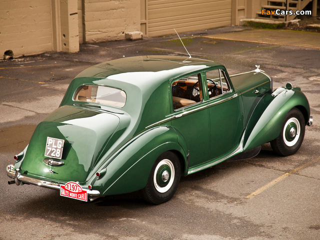 Bentley R-Type Standard Saloon 1952–55 images (640 x 480)