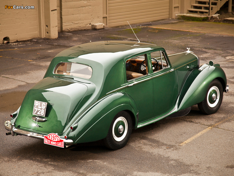 Bentley R-Type Standard Saloon 1952–55 images (800 x 600)