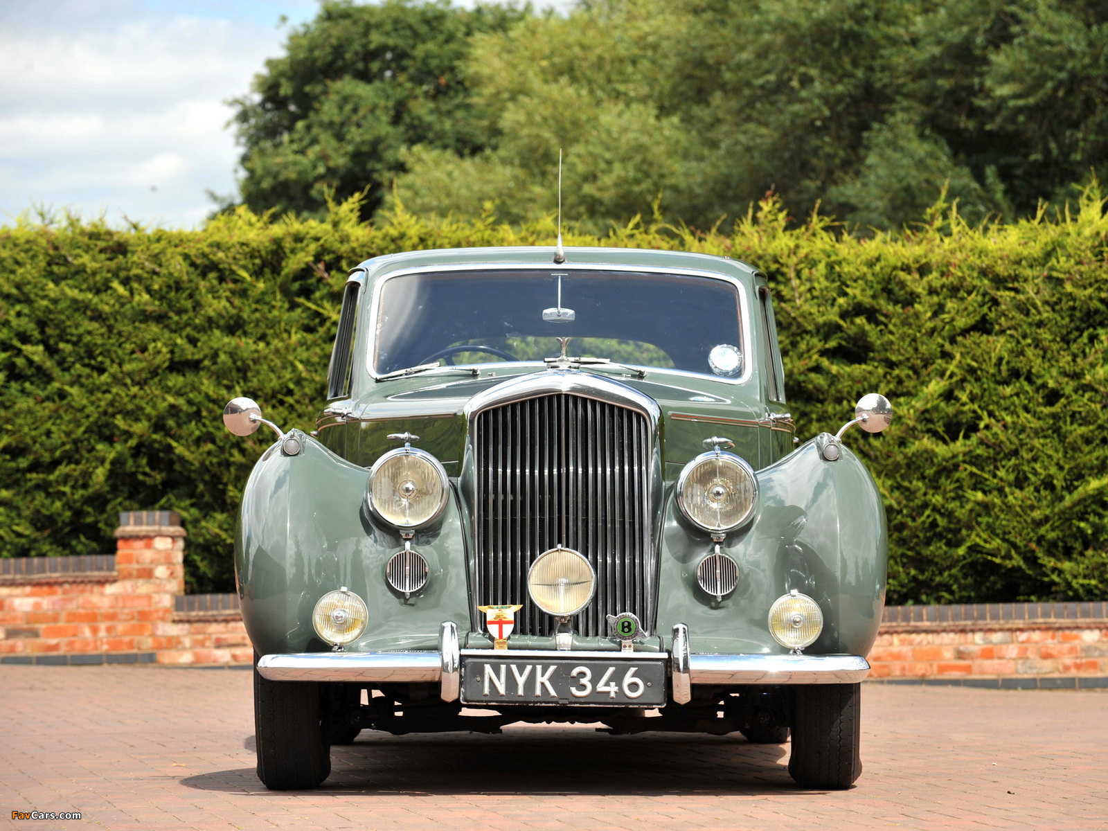 Bentley R-Type Standard Saloon 1952–55 pictures (1600 x 1200)