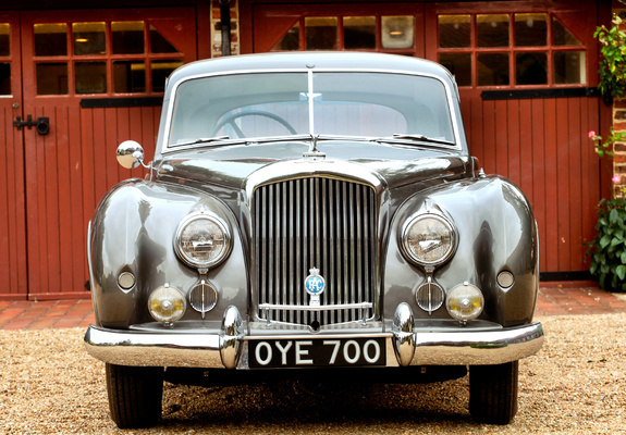 Bentley R-Type Coupe 1954–55 images