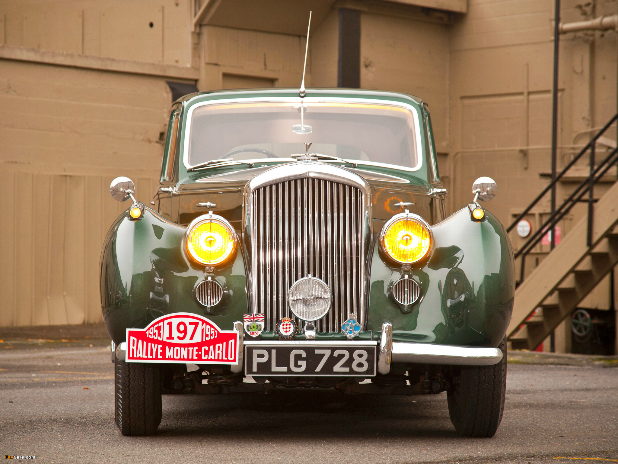 Images of Bentley R-Type Standard Saloon 1952–55 (2048 x 1536)