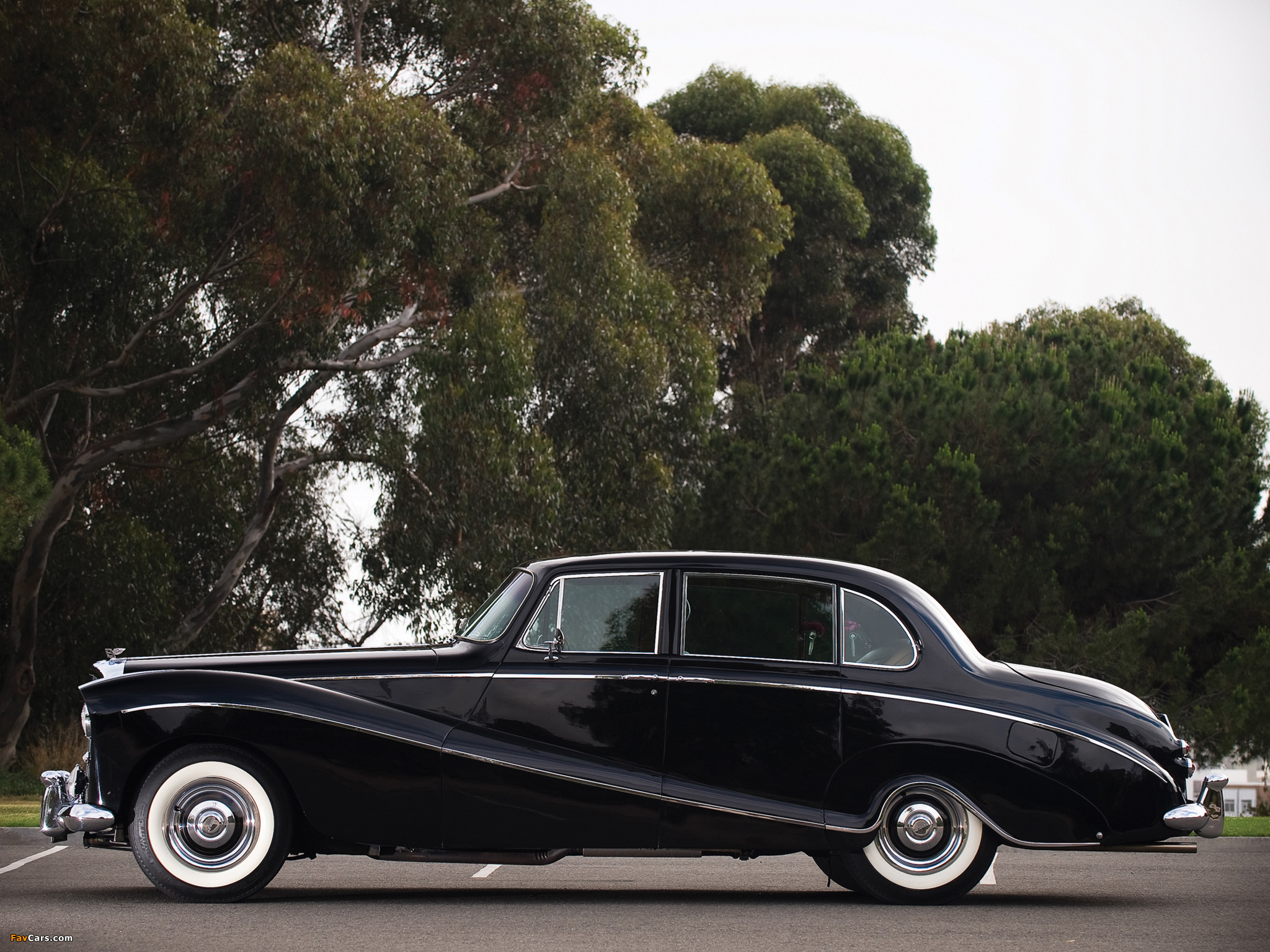 Bentley S1 Empress Saloon by Hooper 1959 photos (2048 x 1536)