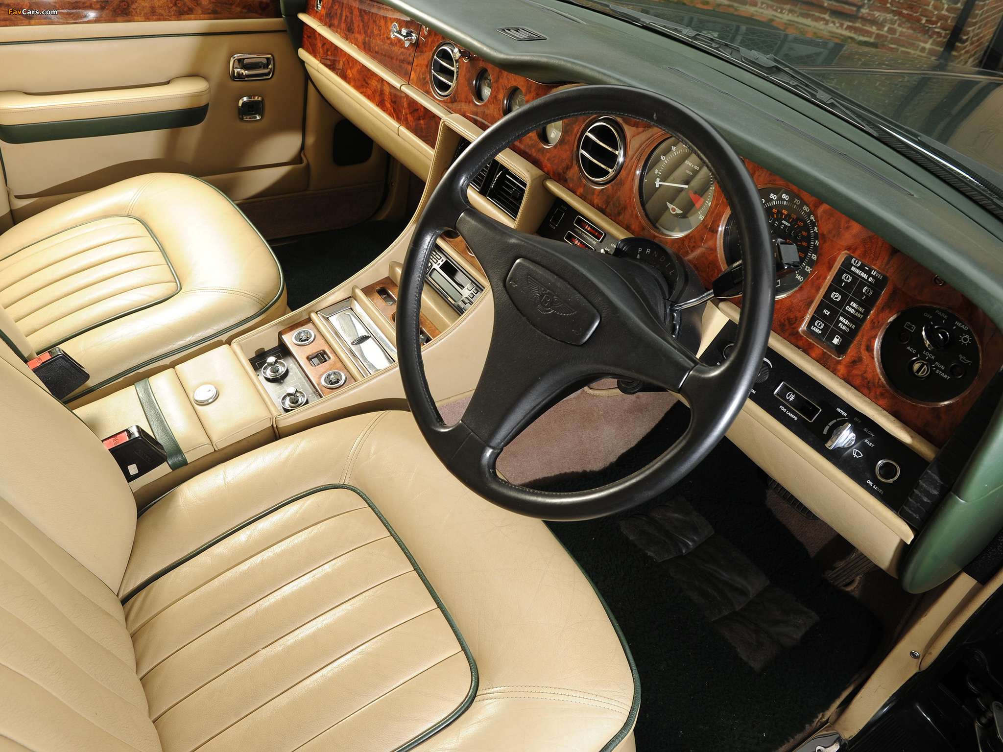Bentley Turbo R 1989–97 wallpapers (2048 x 1536)
