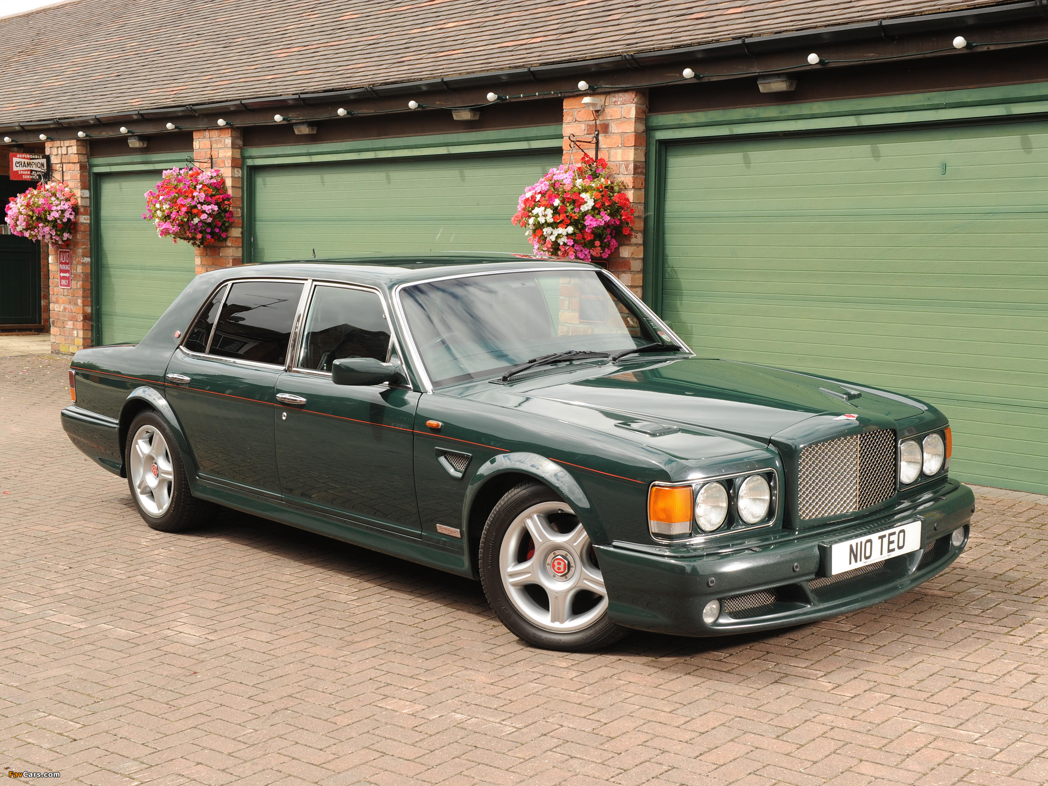 Bentley Turbo RT Mulliner 1997 photos (2048 x 1536)