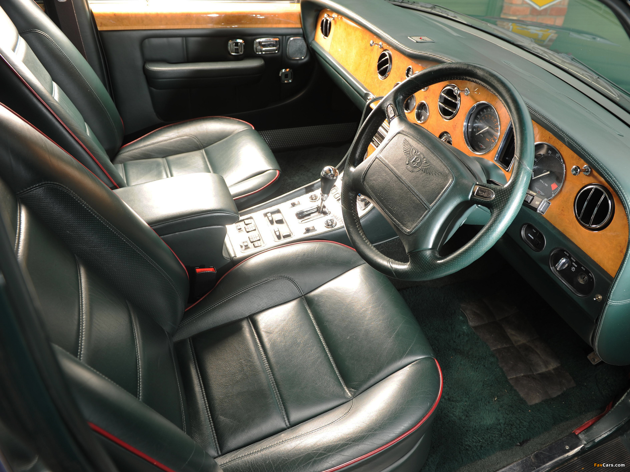 Bentley Turbo RT Mulliner 1997 pictures (2048 x 1536)