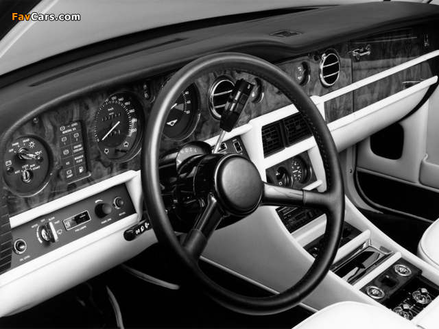 Images of Bentley Turbo R 1989–97 (640 x 480)