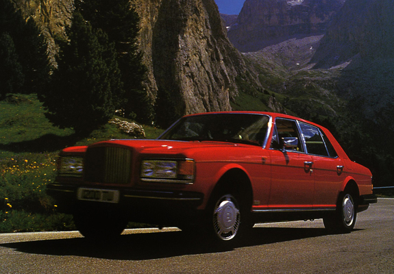 Photos of Bentley Turbo R 1985–89