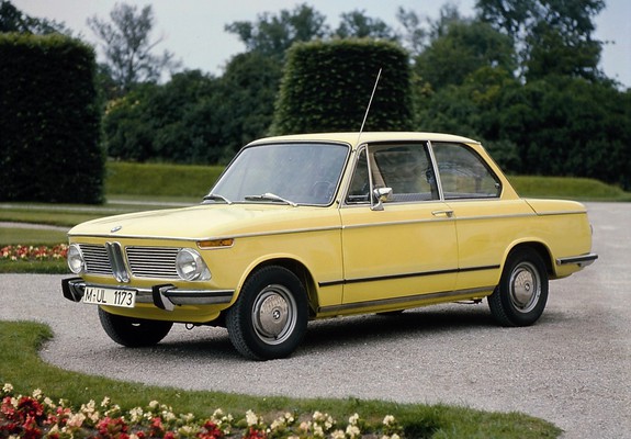 BMW 1600-2 (E10) 1966–71 pictures