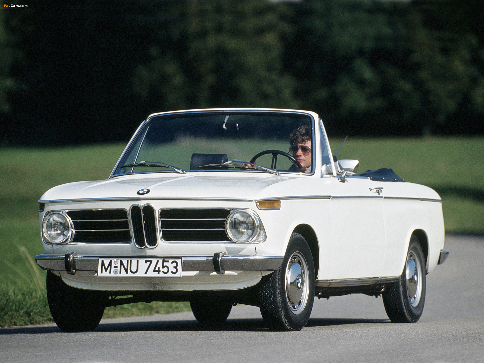 BMW 1600-2 Cabriolet (E10) 1967–71 wallpapers (2048 x 1536)